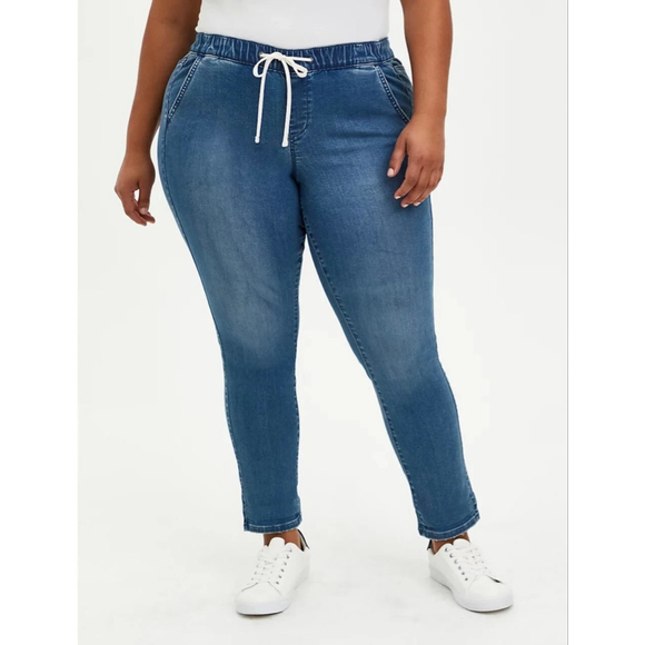Women's Torrid Plus 22W Blue Denim Jeggings with White Drawstring - Picture 1 of 15